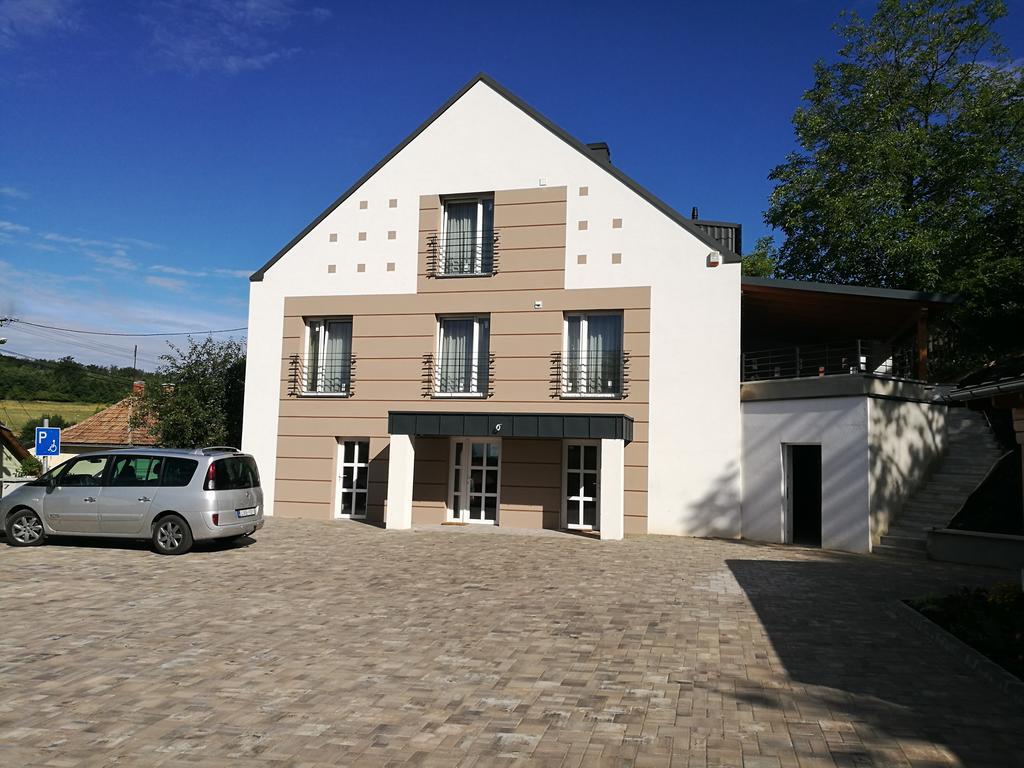 Family Apartman Эплень Экстерьер фото