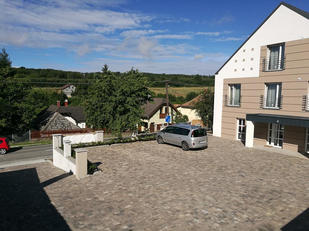 Family Apartman Эплень Экстерьер фото