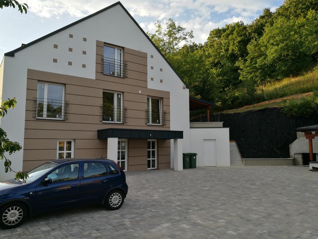Family Apartman Эплень Экстерьер фото